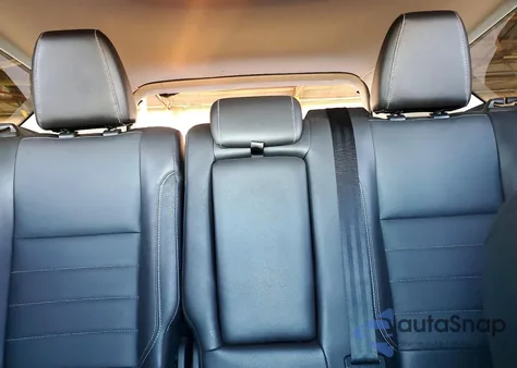 2014 Ford Escape Titanium z USA, uszkodzony, nr VIN 1FMCU0J95EUB09015